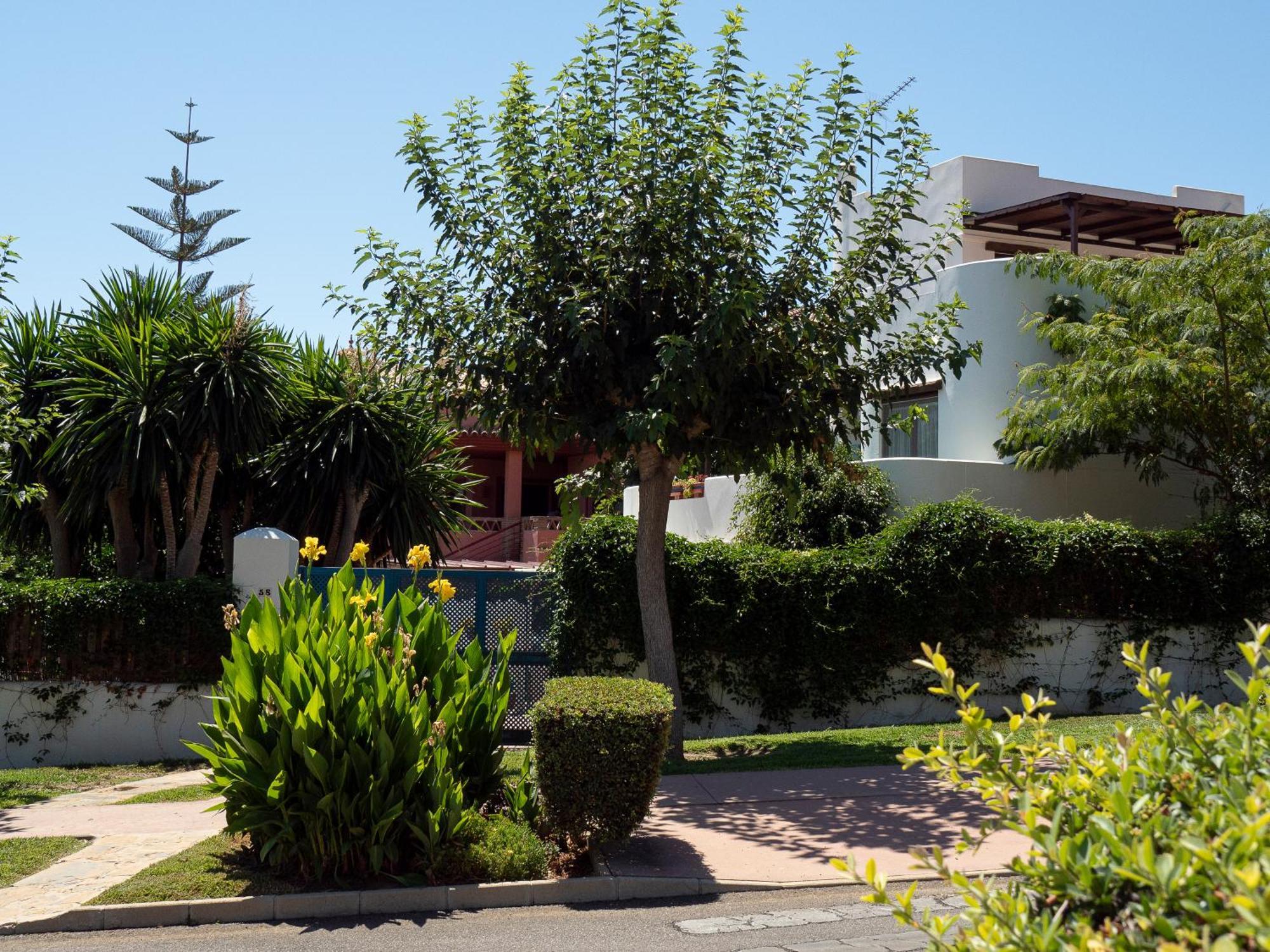 Villa Ibicenca Love Benalmadena Exterior photo